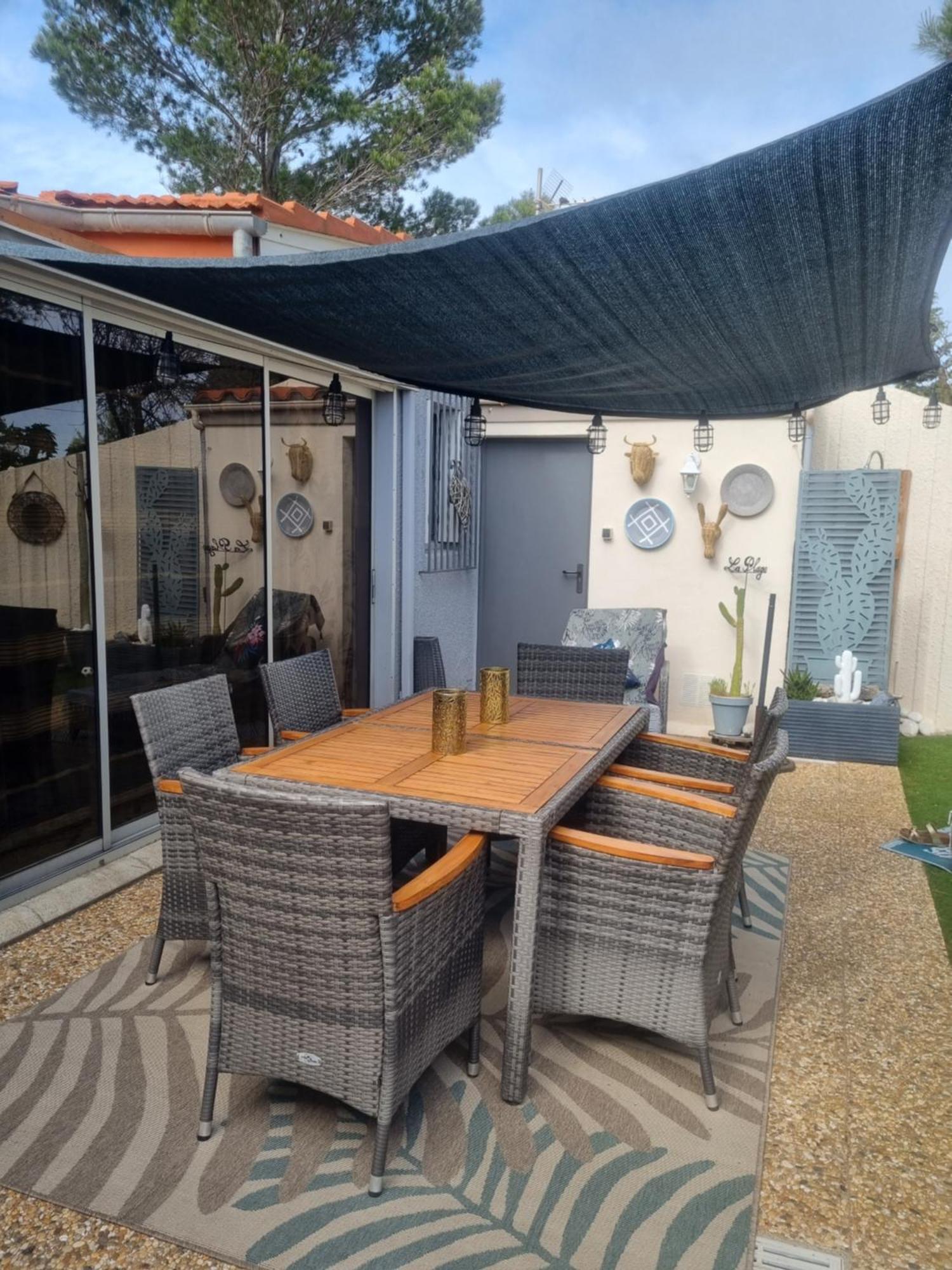 Plage: Atypique Bord De Mediterranee Ferienhaus *