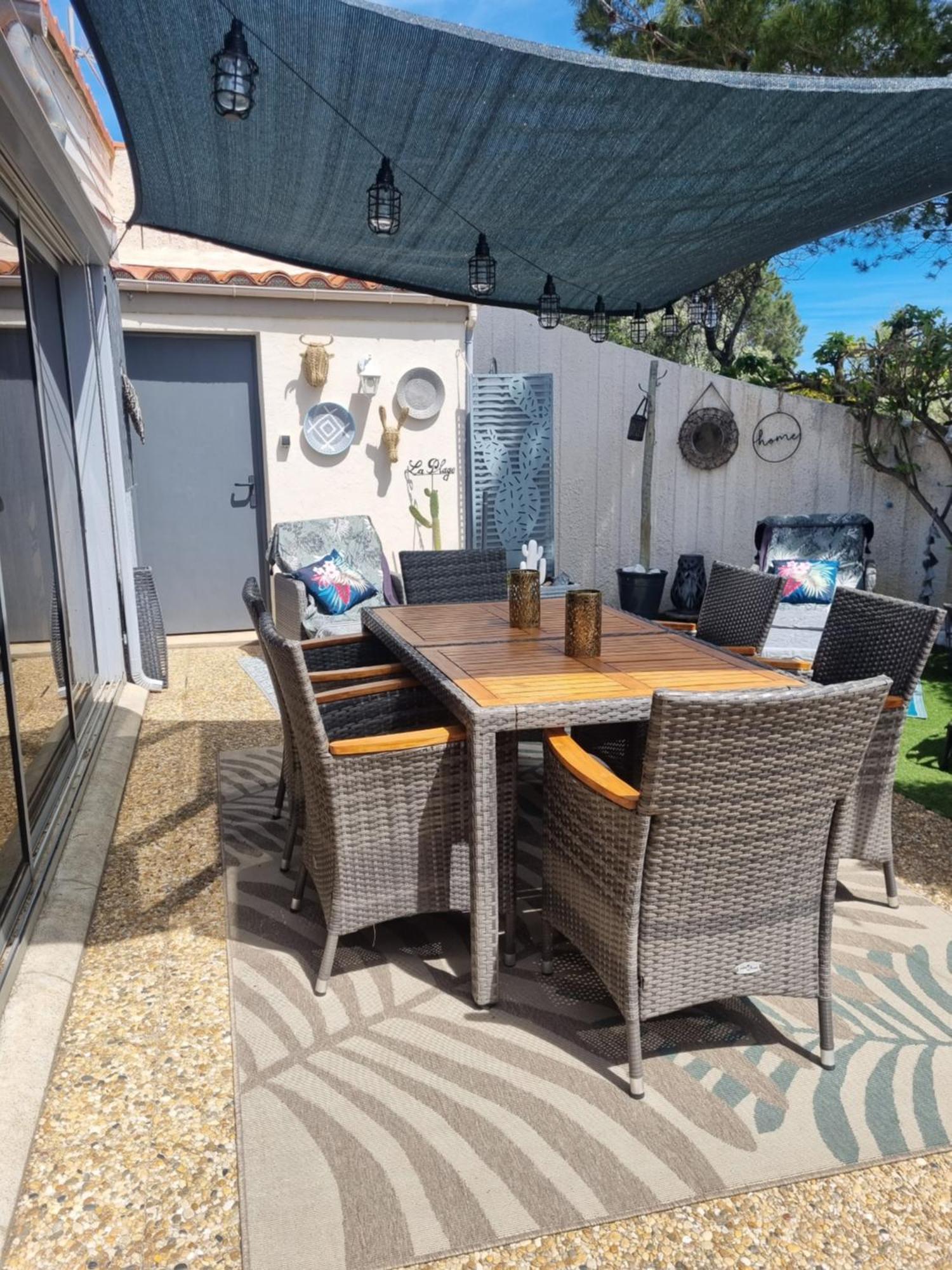 Ferienhaus Plage: Atypique Bord De Mediterranee